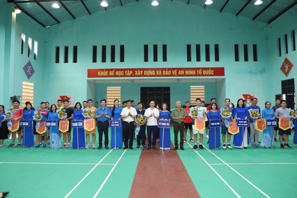 Phối hợp tổ chức giải cầu lông cán bộ đoàn, hội chuyên trách tỉnh Hà Nam lần thứ XII, năm 2023