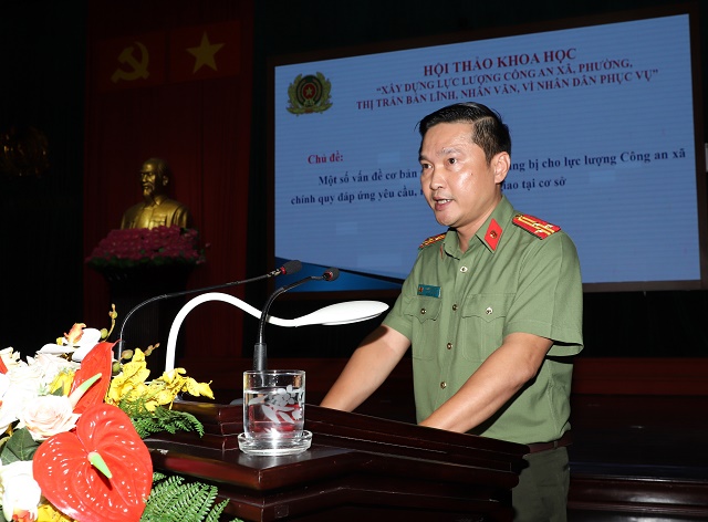 13 Thượng tá Trần Nam Kiên Phó Cục trưởng H03 tham luan tai hoi thao