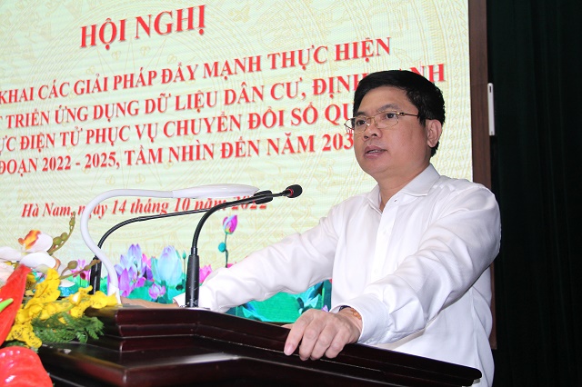Đồng chí Trương Quốc Huy phát biểu chỉ đạo tại hội nghị