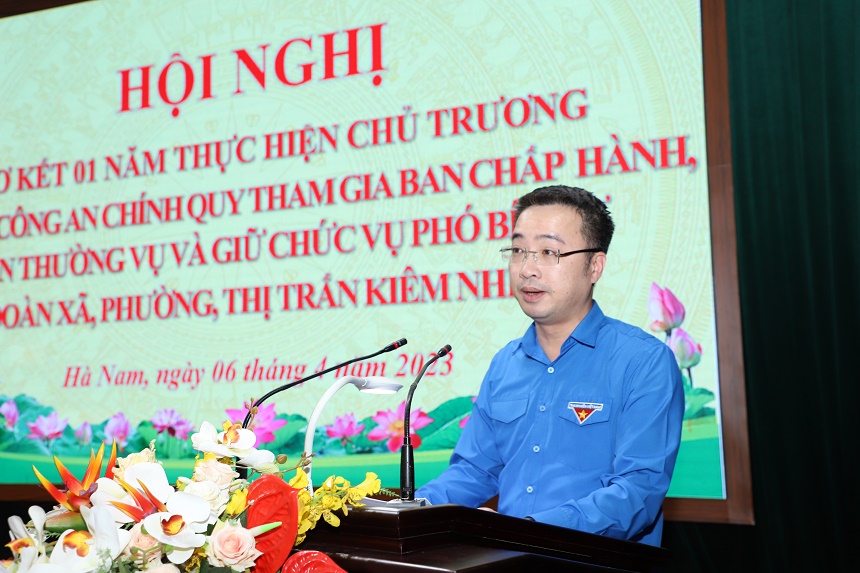 Đồng chí Nguyễn Tường Lâm Bí thư BCH Trung ương đoàn, Phó Chủ tịch Thường trực Uỷ ban Quốc gia về Thanh niên Việt Nam phát biểu chỉ đạo tại Hội nghị
