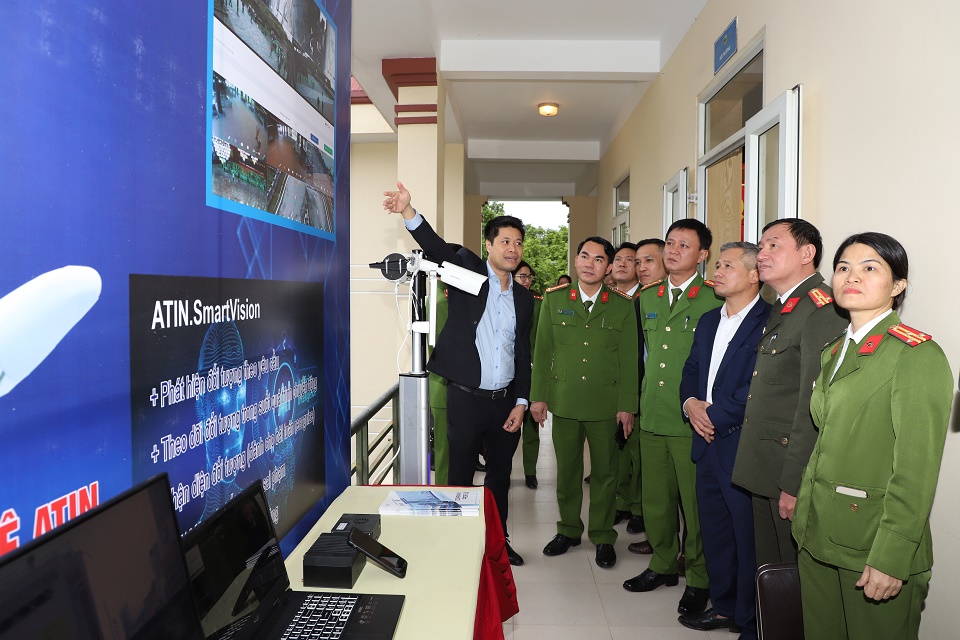 Công an Hà Nam đẩy mạnh công tác chuyển đổi số và ứng dụng công nghệ thông tin phục vụ công tác Công an trong tình hình mới