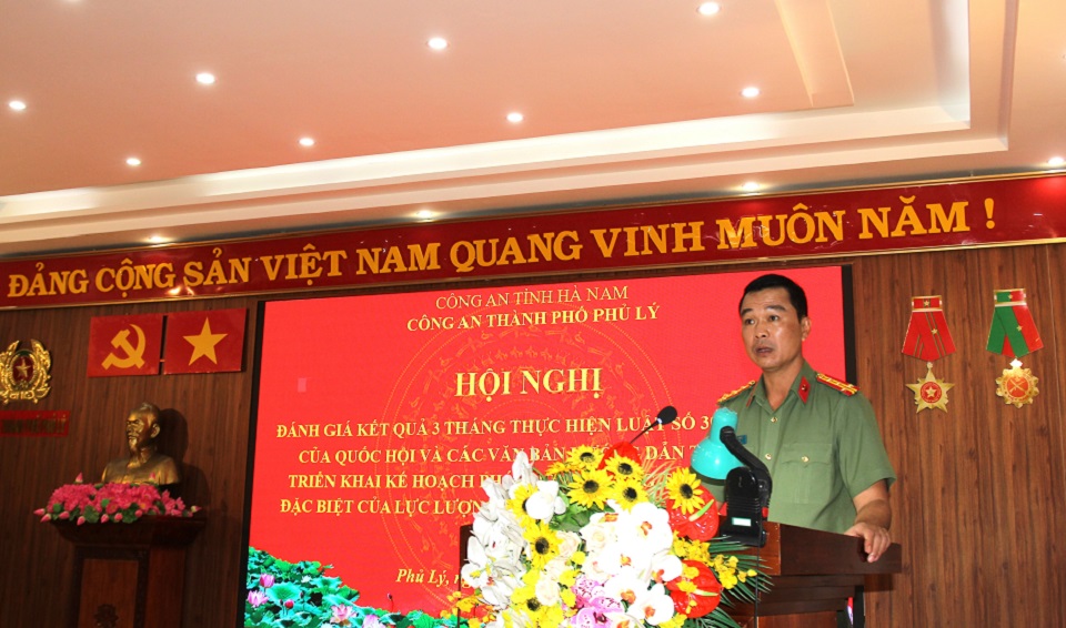 lai giám đốc