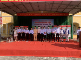 Công an thị xã Duy Tiên: Đẩy mạnh công tác tuyên truyền Luật giao thông đường bộ trong nhà trường