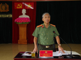 Đại tá Kiều Hữu Tuyển - Phó Giám đốc Công an tỉnh: Kiểm tra...